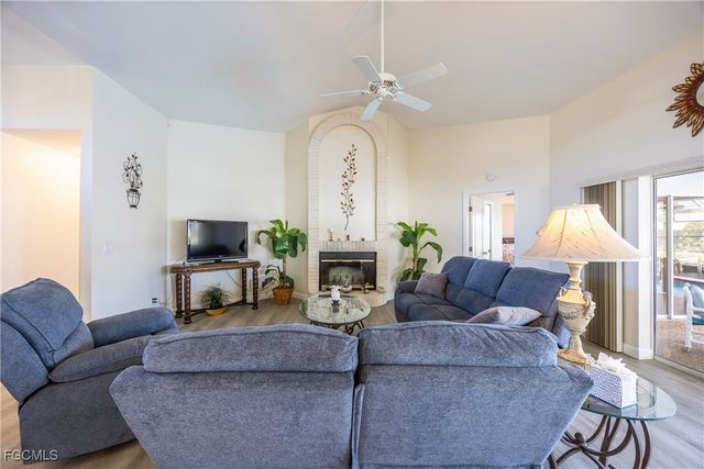 3316 SE 19th PL, Cape Coral, FL 33904