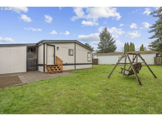 1282 E 3RD St, Lafayette, OR 97127