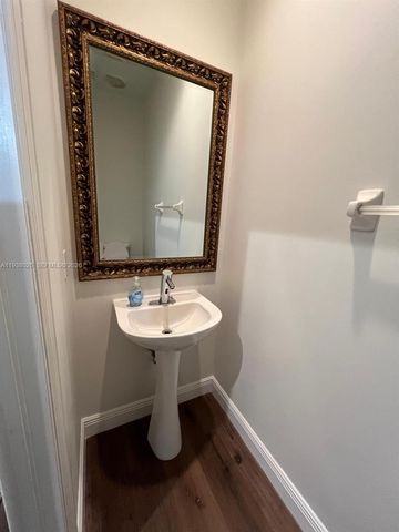 336 River Bluff Ln, Royal Palm Beach, FL 33411