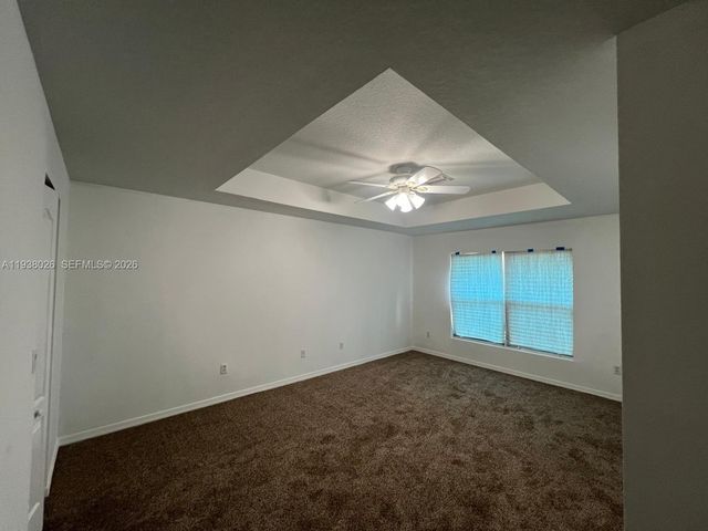 336 River Bluff Ln, Royal Palm Beach, FL 33411