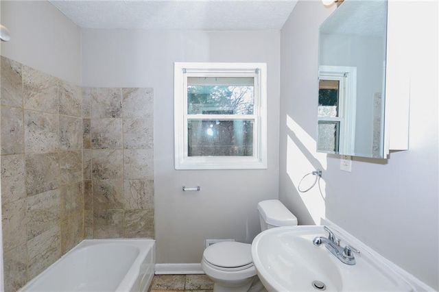 4572 Campbellton SW Road, Atlanta, GA 30331