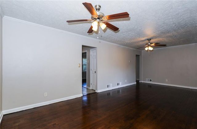 4572 Campbellton SW Road, Atlanta, GA 30331