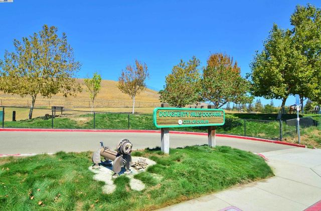 7653 Turquoise St, Dublin, CA 94568