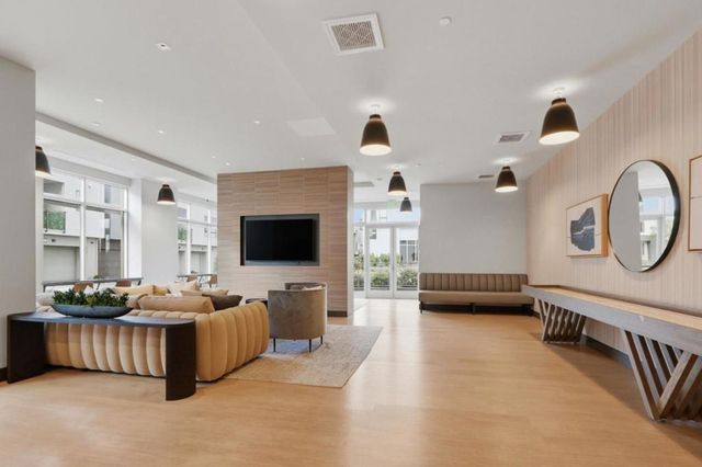 3512 Vision 512, Fremont, CA 94538