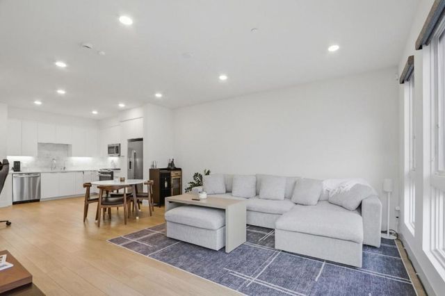 3512 Vision 512, Fremont, CA 94538