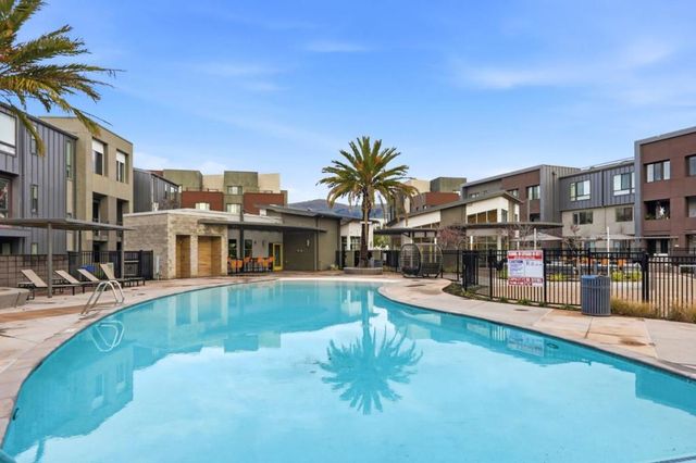 3512 Vision 512, Fremont, CA 94538