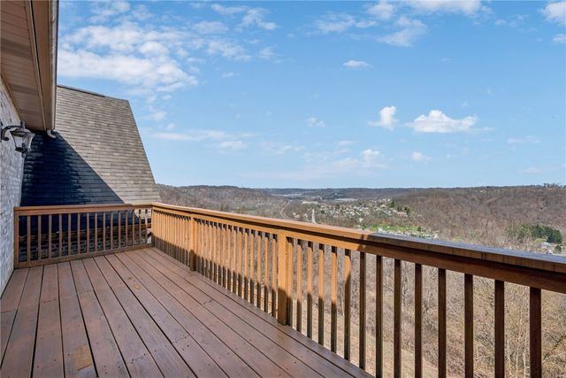 836 Forest Oaks Trail, North Huntingdon, PA 15642
