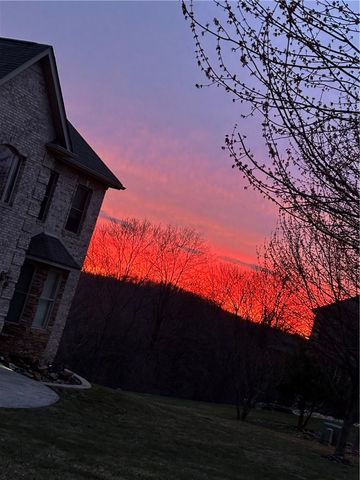 836 Forest Oaks Trail, North Huntingdon, PA 15642