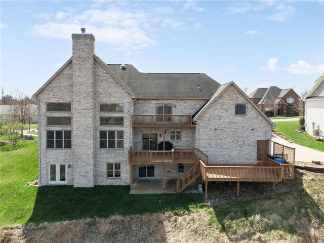 836 Forest Oaks Trail, North Huntingdon, PA 15642
