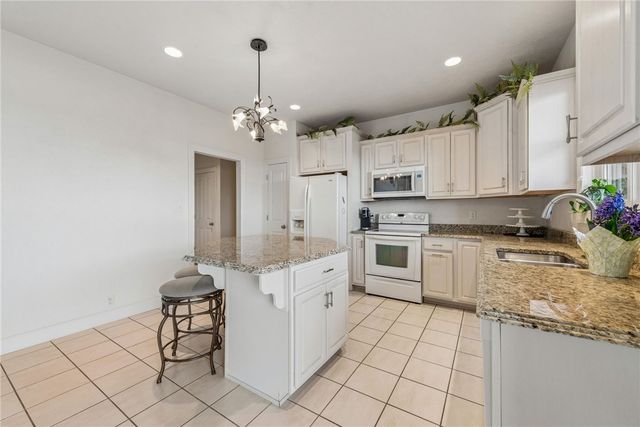 836 Forest Oaks Trail, North Huntingdon, PA 15642