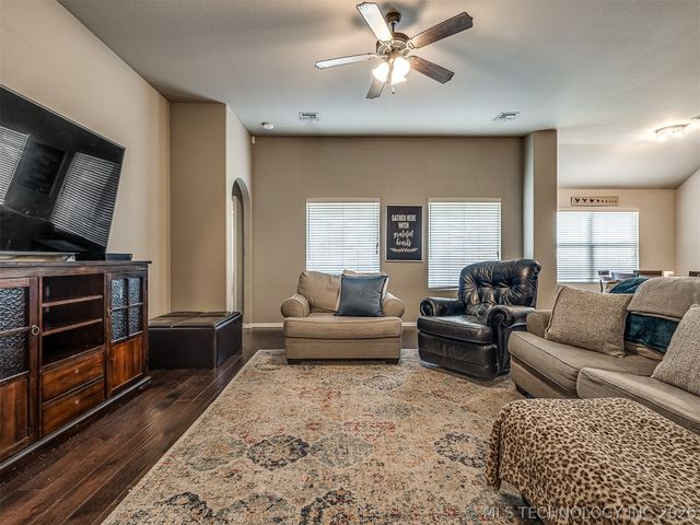 13307 S 21st Place, Bixby, OK 74008
