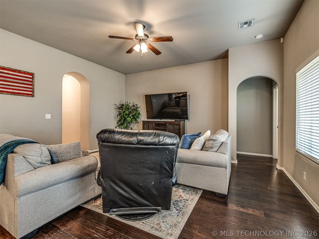 13307 S 21st Place, Bixby, OK 74008