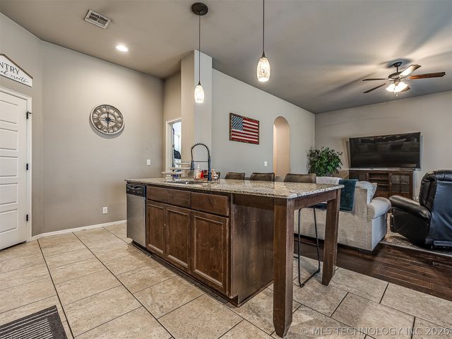 13307 S 21st Place, Bixby, OK 74008