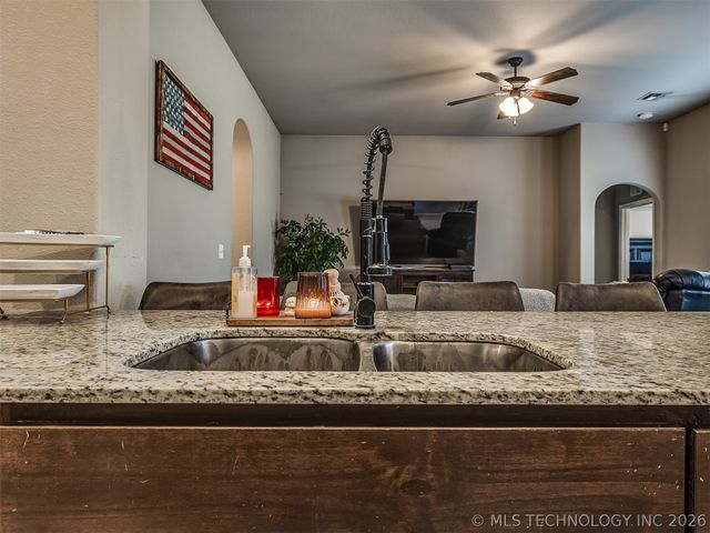 13307 S 21st Place, Bixby, OK 74008