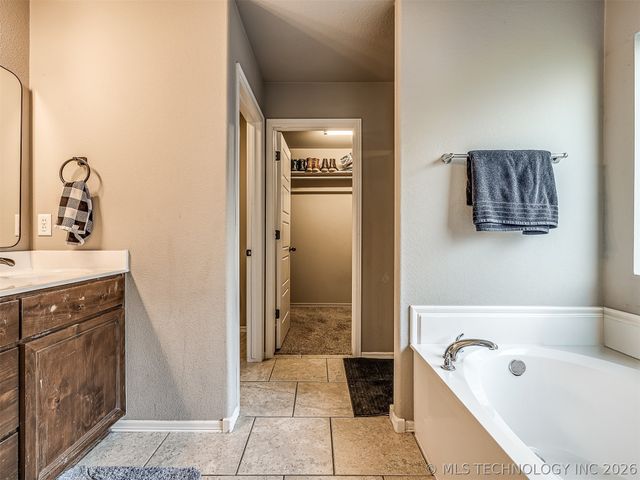 13307 S 21st Place, Bixby, OK 74008