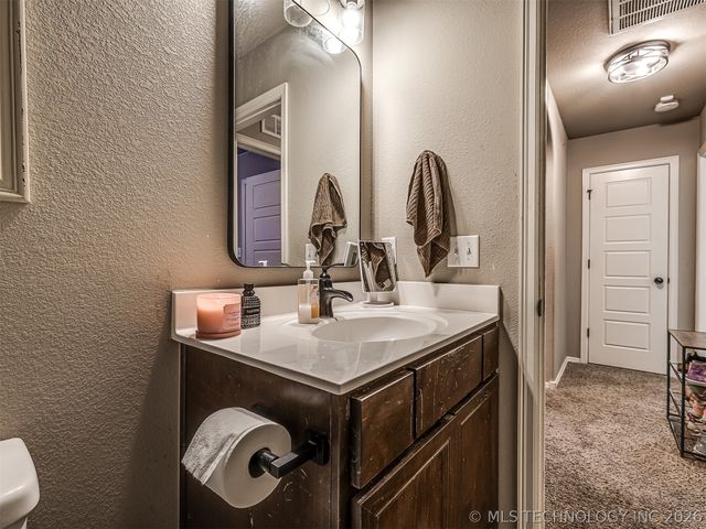 13307 S 21st Place, Bixby, OK 74008