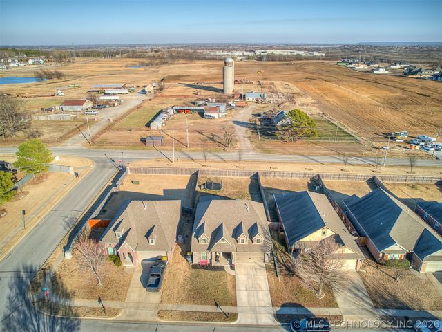 13307 S 21st Place, Bixby, OK 74008