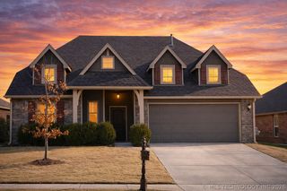 13307 S 21st Place, Bixby, OK 74008