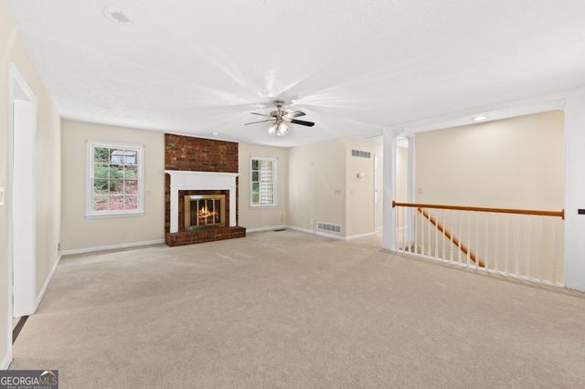 702 Osco Parkway, Woodstock, GA 30188