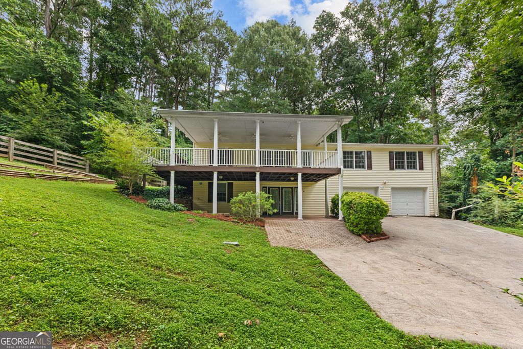 702 Osco Parkway, Woodstock, GA 30188