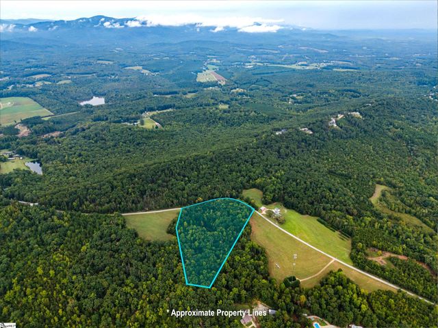 S. Packs Mtn Road, Taylors, SC 29687