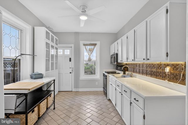 892 N BUCKNELL ST, Philadelphia, PA 19130