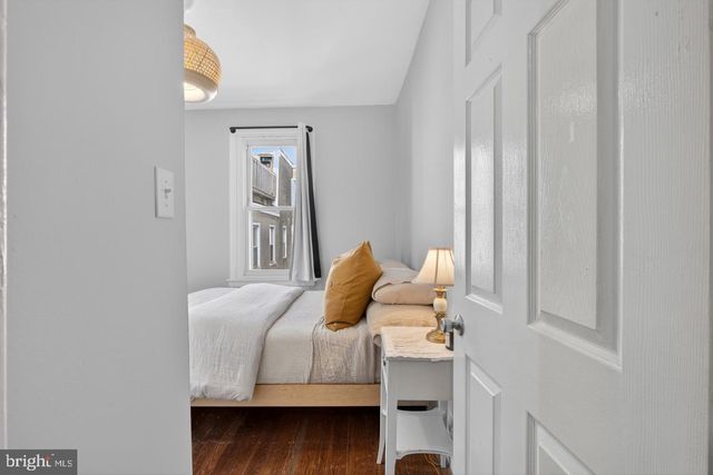 892 N BUCKNELL ST, Philadelphia, PA 19130