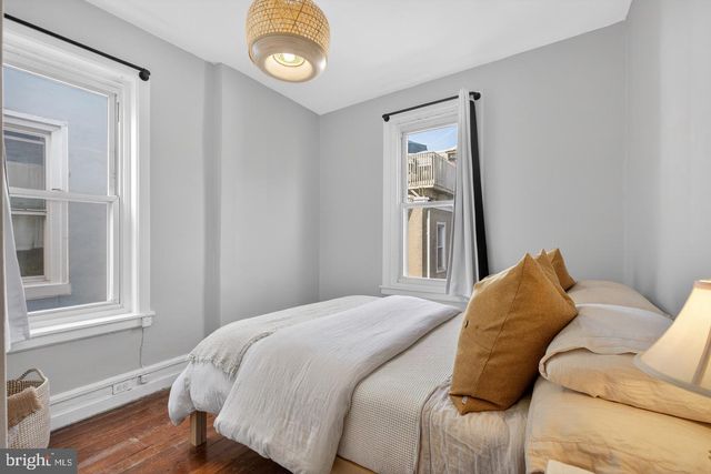 892 N BUCKNELL ST, Philadelphia, PA 19130