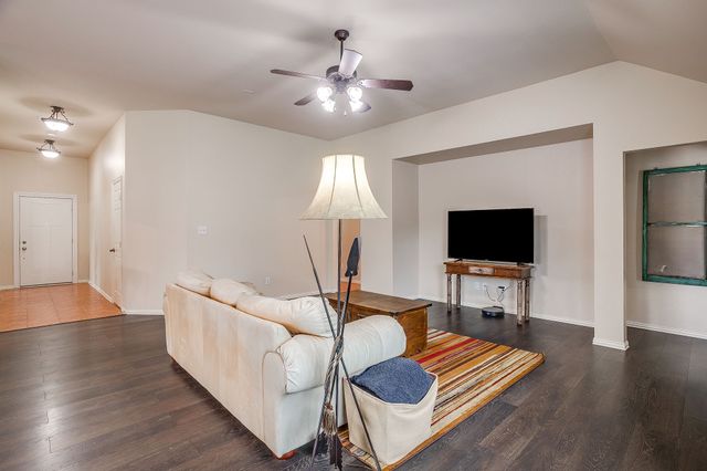 2720 Pinnacle Drive, Burleson, TX 76028