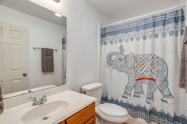 2720 Pinnacle Drive, Burleson, TX 76028