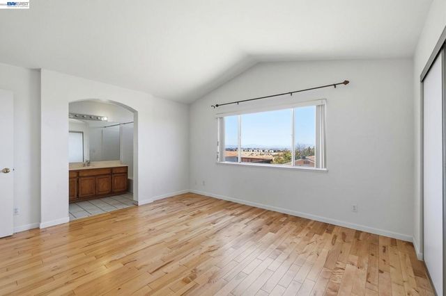 9 Beechwood Ct, Pittsburg, CA 94565