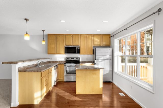 1669 Arona Street 1, Falcon Heights, MN 55108