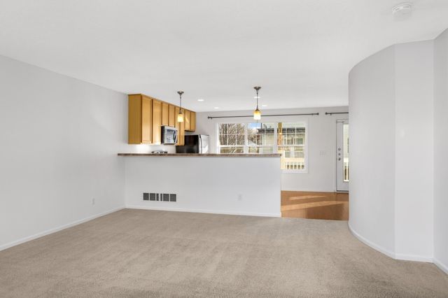 1669 Arona Street 1, Falcon Heights, MN 55108