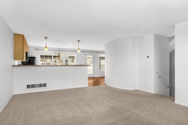 1669 Arona Street 1, Falcon Heights, MN 55108