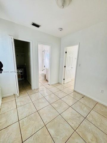 1991 NW 56th D, Miami, FL 33142