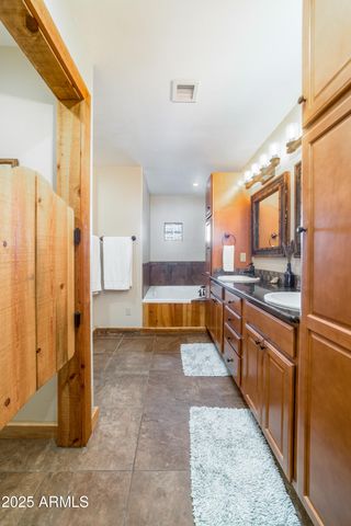 68 CURLY HORSE RANCH Road, Sonoita, AZ 85637