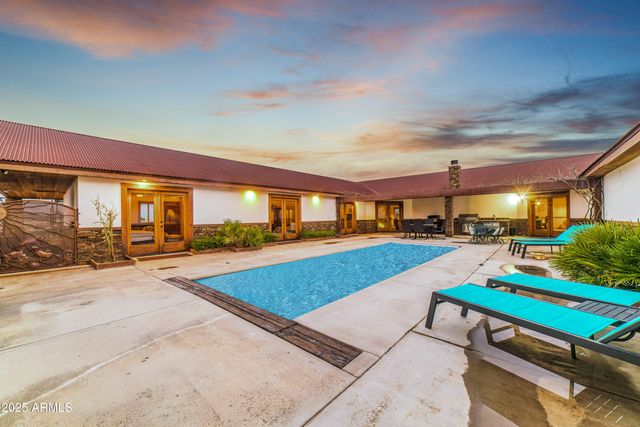 68 CURLY HORSE RANCH Road, Sonoita, AZ 85637