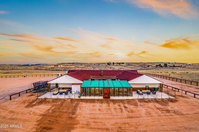 68 CURLY HORSE RANCH Road, Sonoita, AZ 85637