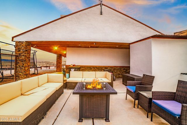 68 CURLY HORSE RANCH Road, Sonoita, AZ 85637