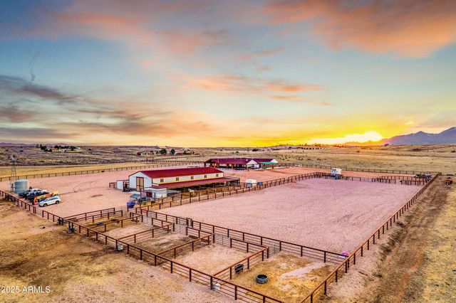 68 CURLY HORSE RANCH Road, Sonoita, AZ 85637