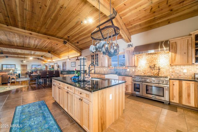 68 CURLY HORSE RANCH Road, Sonoita, AZ 85637