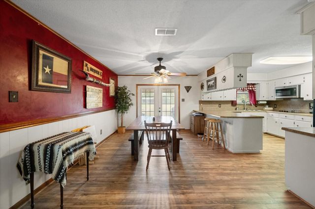 230 FCR 141, Streetman, TX 75859