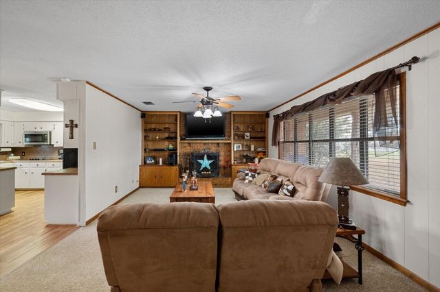 230 FCR 141, Streetman, TX 75859