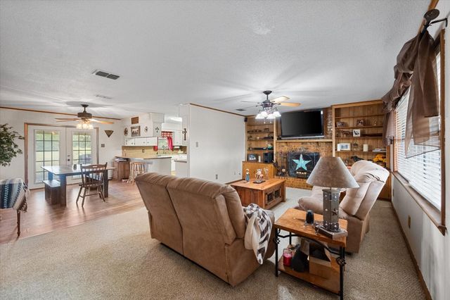 230 FCR 141, Streetman, TX 75859