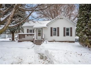 346 Maple Street, Glenwood City, WI 54013