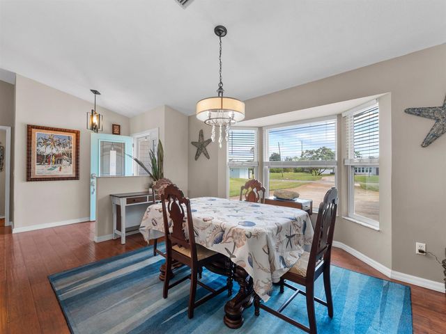 698 Fischer Drive, Sebastian, FL 32958