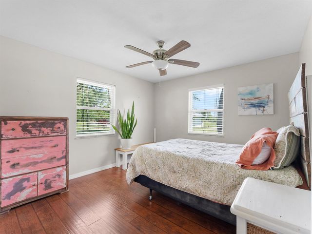 698 Fischer Drive, Sebastian, FL 32958