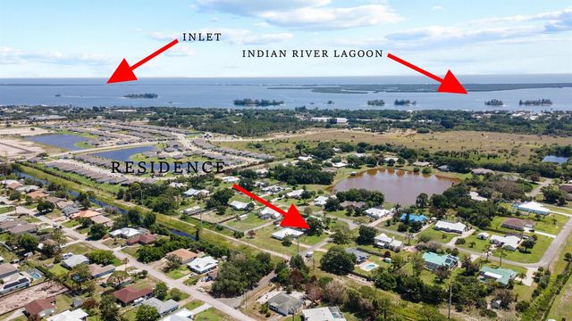 698 Fischer Drive, Sebastian, FL 32958