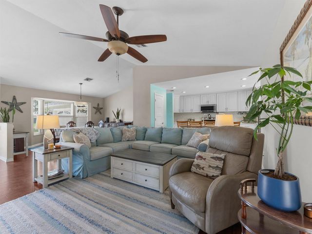698 Fischer Drive, Sebastian, FL 32958