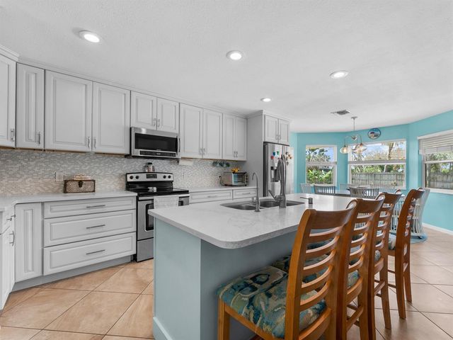 698 Fischer Drive, Sebastian, FL 32958